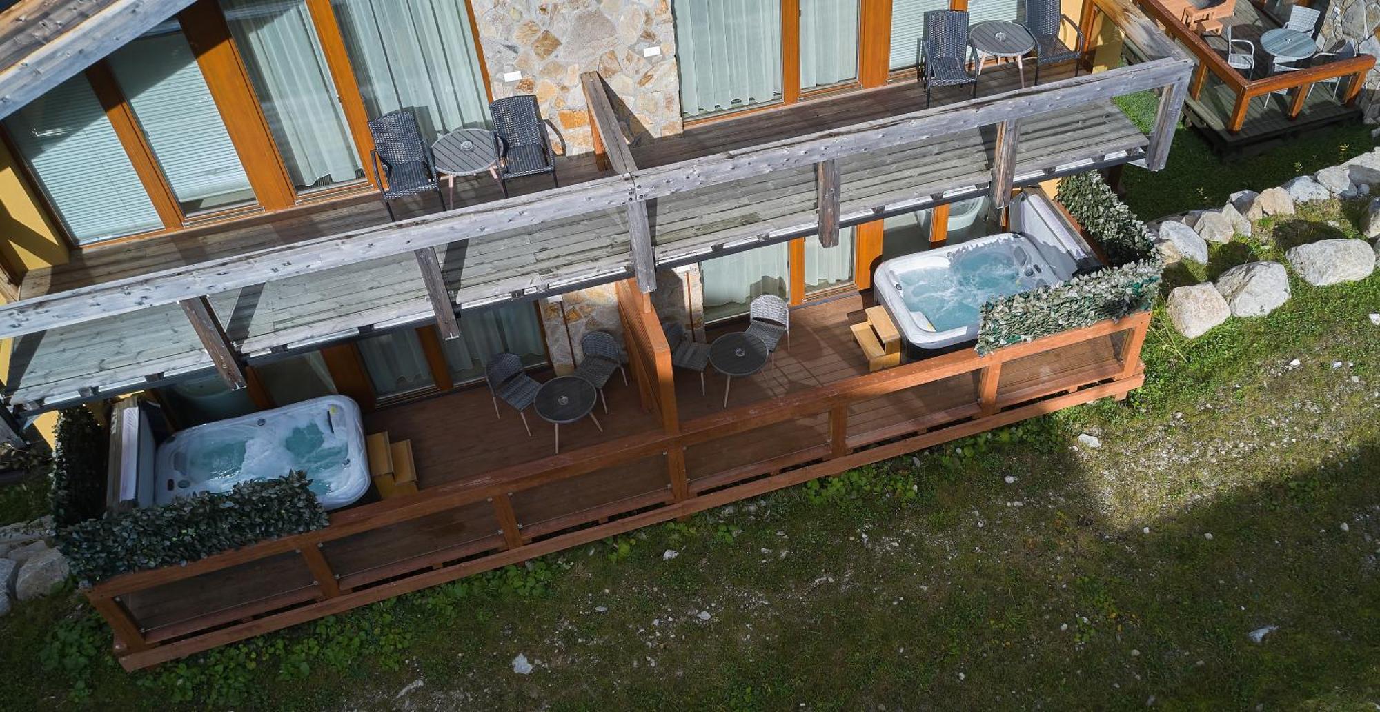Chalet Jasna Wellness Apartment Maxim Jacuzzi & Sauna เดมานอฟสกา โดลินา ภายนอก รูปภาพ